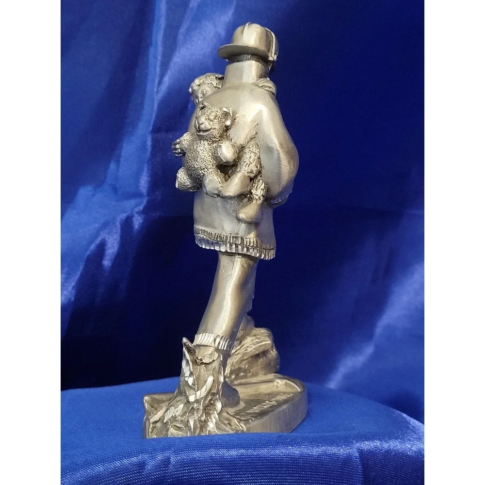 Fine Pewter Figurine Masterworks Nick of Time 1991 Fireman Saving Child